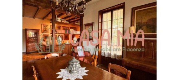 5 bedrooms Villa in Calendasco, Italy No. 319794 43