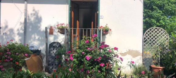 3-salle Appartement à Terricciola, Italy No. 92531 2