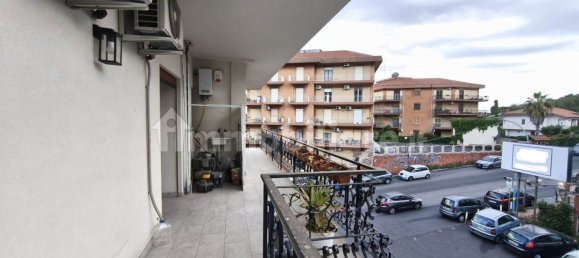 Apartamento de 3 dormitorios en Catania, Italy No. 325467 22