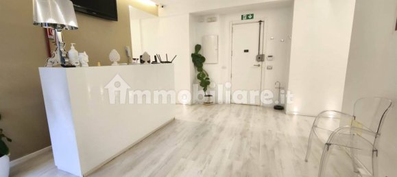 Apartamento de 3 dormitorios en Catania, Italy No. 325467 3