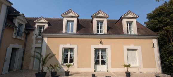 5 bedrooms House in Vendome, France No. 254314 2