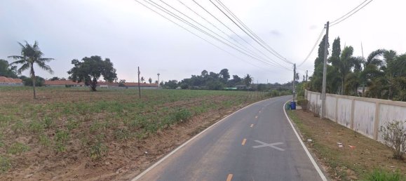  Commercial property in Bang Lamung, Thailand No. 1851 5