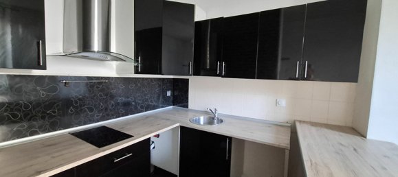 Квартира с 1 спальней в Перигё, Франция № 307366 2