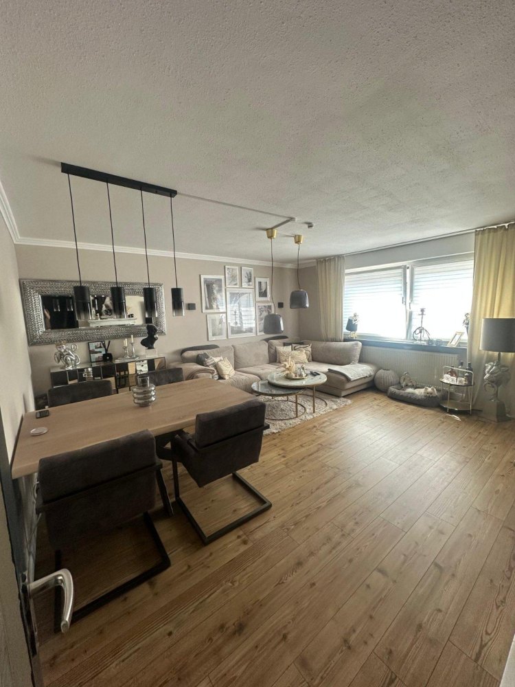 Квартира с 2 спальнями в Дуйсбург, Германия № 221300