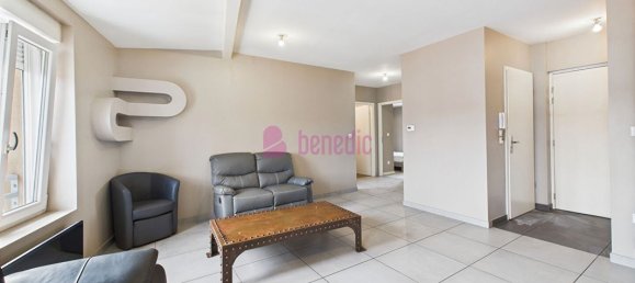 Apartamento de 2 dormitorios en Montigny-les-Metz, France No. 325182 14