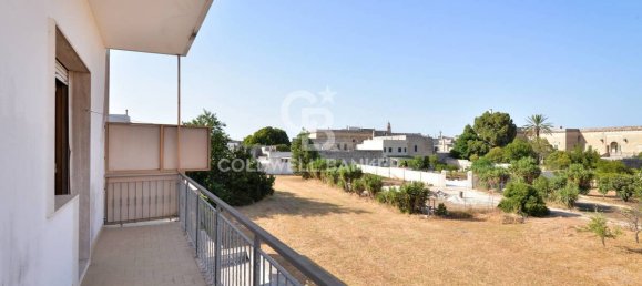 Квартира с 3 спальнями в Maglie, Италия № 260346 21