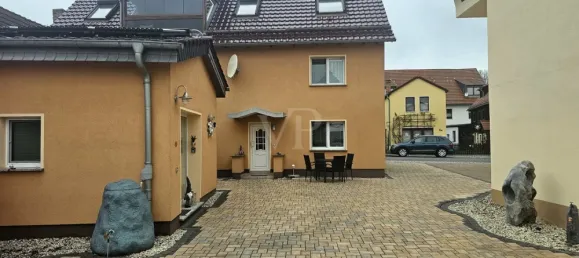 3 bedrooms House in Radebeul, Germany No. 32899 3