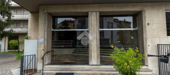 2 chambres Appartement à Bergamo, Italy No. 378810 17