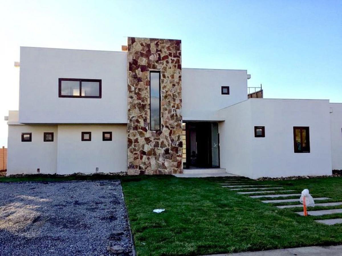 4 bedrooms House in Chacabuco, Chile No. 5109