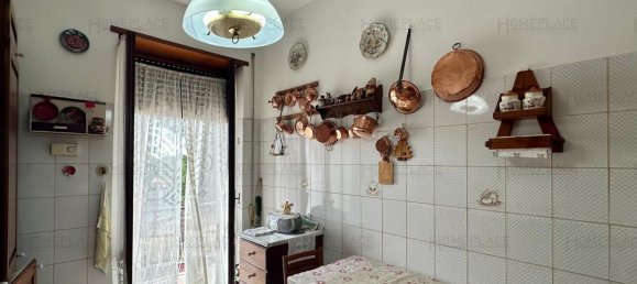 3 Schlafzimmer Wohnung in Ciampino, Italy, Nr. 377755 8