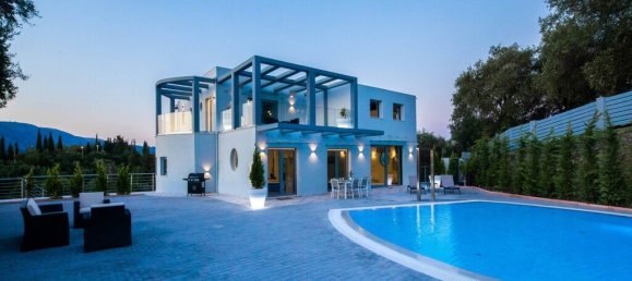 4 bedrooms Villa in Corfu, Greece No. 3867 4