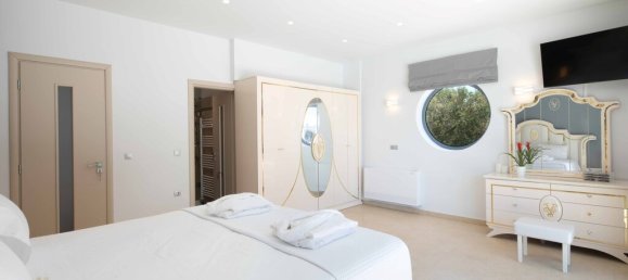 4 bedrooms Villa in Corfu, Greece No. 3867 22