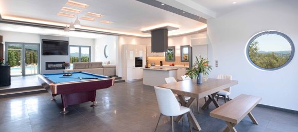 4 bedrooms Villa in Corfu, Greece No. 3867 12