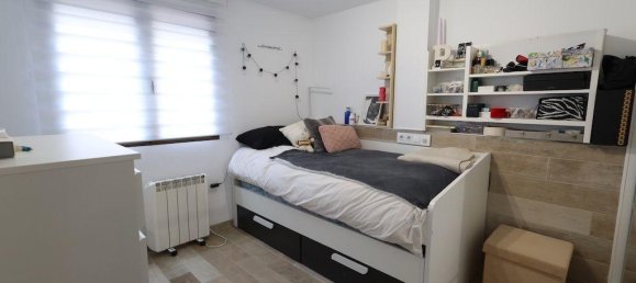 4 dormitorios edificio en venta en Cabo Roig, Alicante, Comunidad Valenciana, Spain № 366093 17