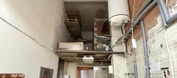 44m² Commercial property in Zaragoza, Spain No. 146328 31