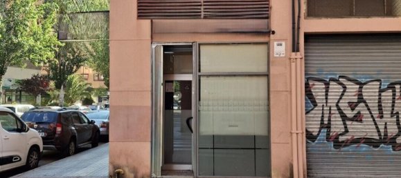 44m² Commercial property in Zaragoza, Spain No. 146328 2
