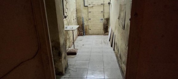 44m² Commercial property in Zaragoza, Spain No. 146328 27