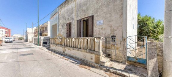Casa de 3 habitaciónes en Morciano di Leuca, Italy No. 178741 2