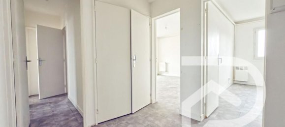 2 chambres Appartement à Beaumont-sur-Oise, France No. 328591 2