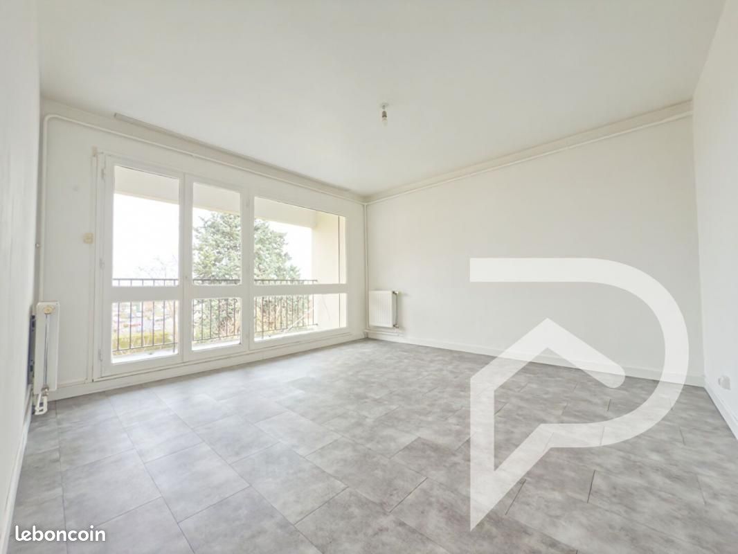 2 chambres Appartement à Beaumont-sur-Oise, France No. 328591