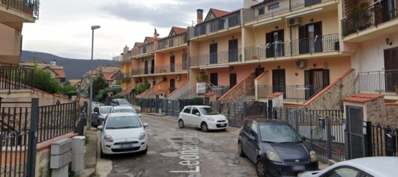 3 rooms Apartment in Sirignano, Italy No. 93695 2