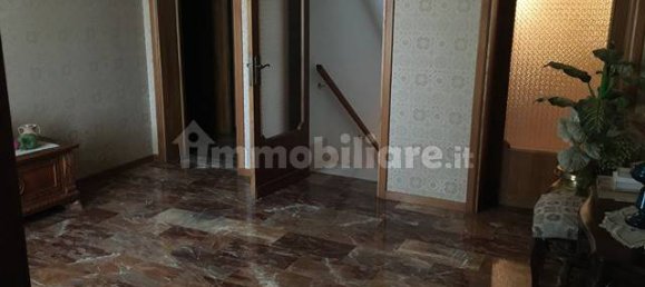 3 Schlafzimmer Villa in Magione, Italy, Nr. 143592 11