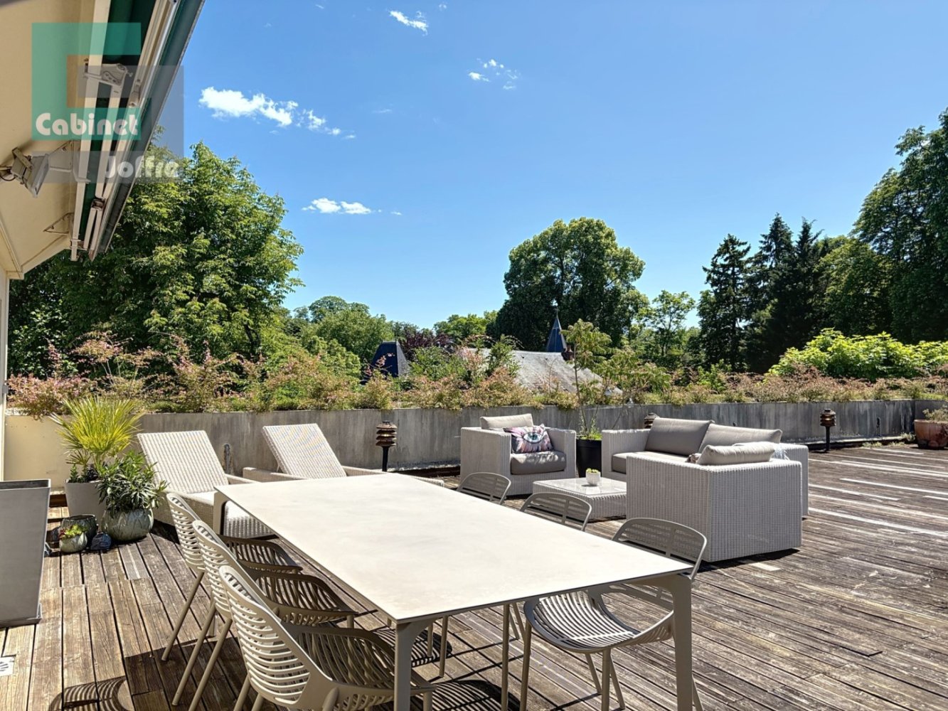 Duplex T4 em Fontainebleau, France N.º 297989