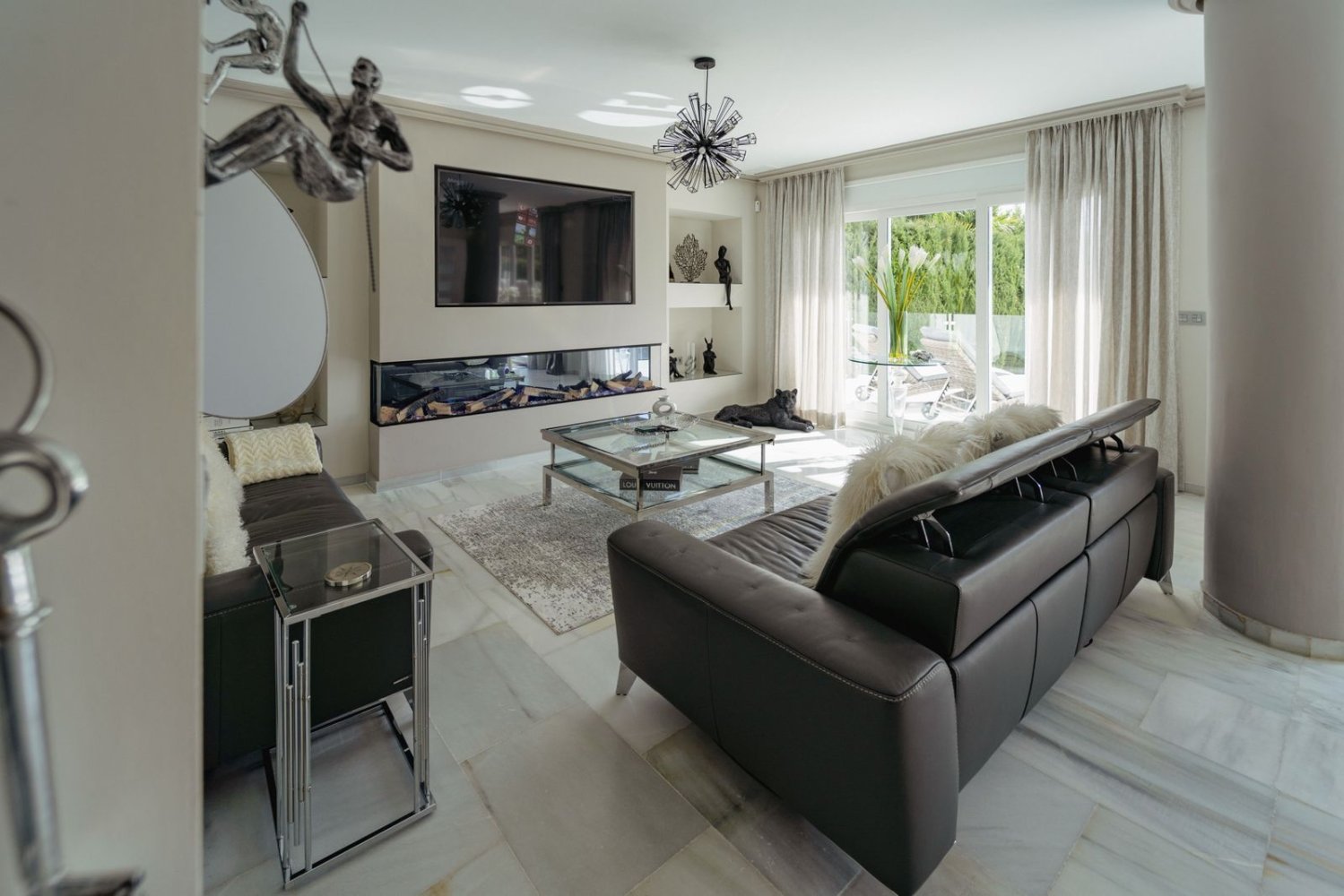 6 bedrooms Villa in Benalmadena, Spain No. 48506