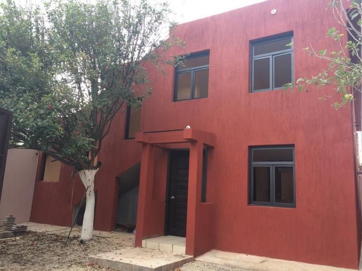 Casa de 4 dormitorios en San Cristóbal de las Casas, Mexico No. 163565