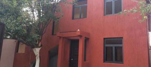 Casa de 4 dormitorios en San Cristóbal de las Casas, Mexico No. 163565 2