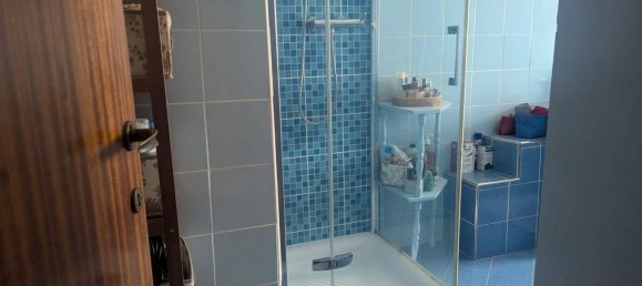 4 bedrooms Apartment in Pesaro, Italy No. 329936 6