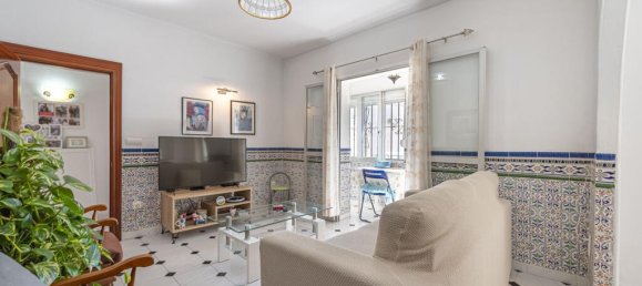 3 bedrooms Apartment in Estepona, Spain No. 185242 2