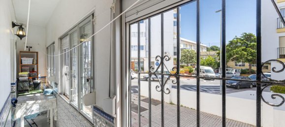 3 bedrooms Apartment in Estepona, Spain No. 185242 6