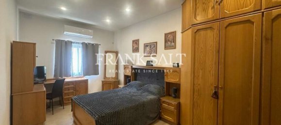 Квартира с 2 спальнями в Зеббудж, Мальта № 11460 11