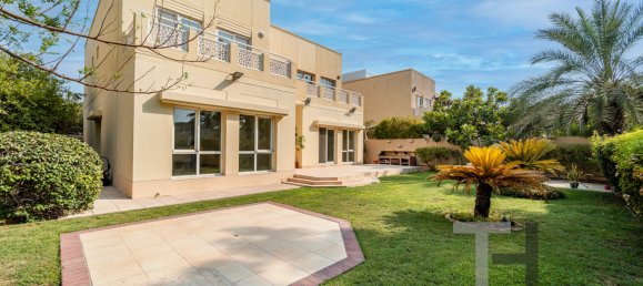 4 bedrooms Villa in Meadows, UAE No. 94438 21