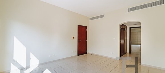 4 bedrooms Villa in Meadows, UAE No. 94438 15