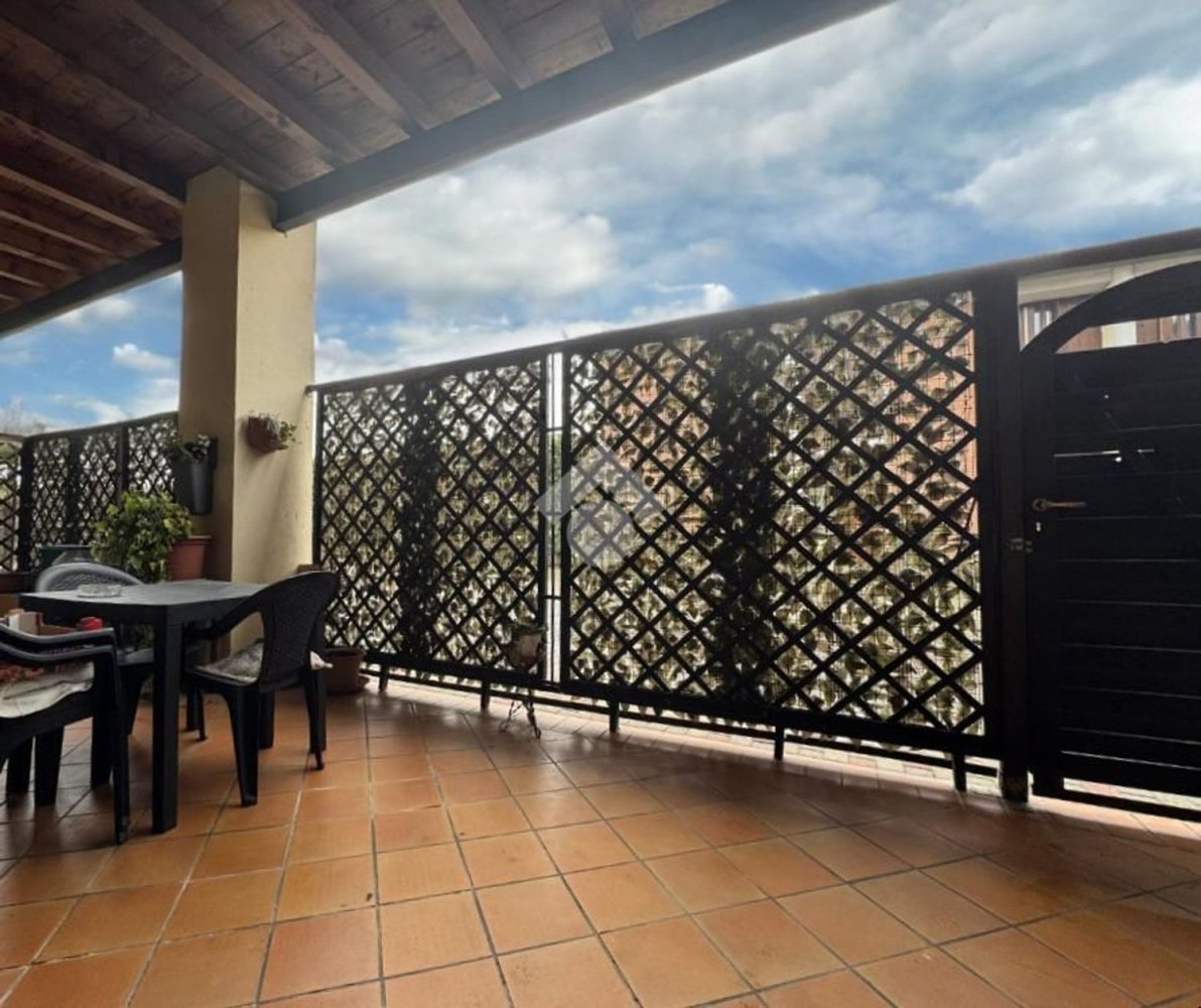 Квартира с 3 комнатами в Серньяно, Италия № 128983