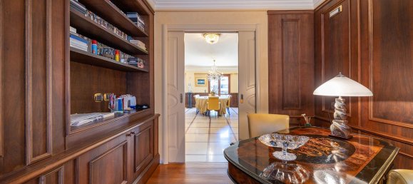 10 rooms Penthouse in Corciano, Italy No. 134236 4