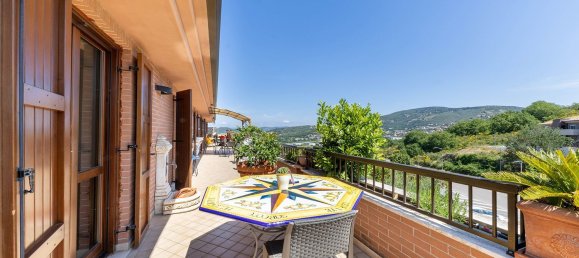 10 rooms Penthouse in Corciano, Italy No. 134236 5