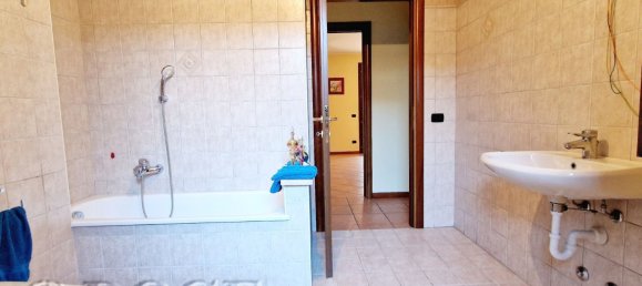 6 rooms Apartment in Sona, Italy No. 117793 26