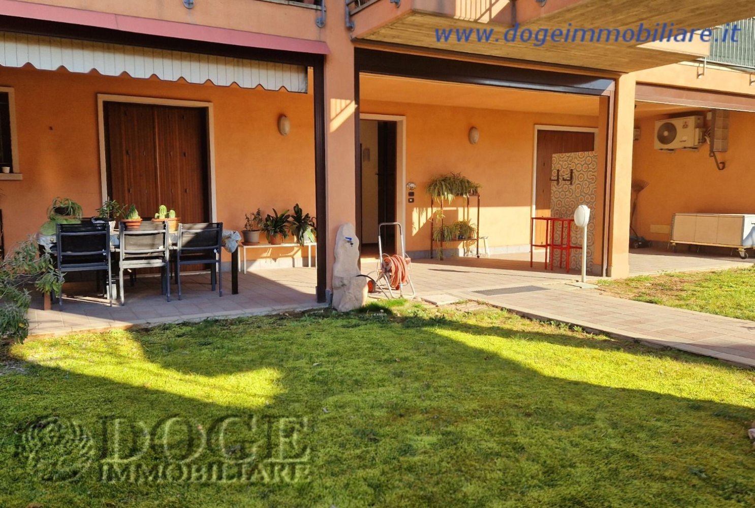 6 rooms Apartment in Sona, Italy No. 117793