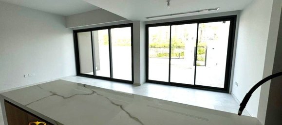 3 bedrooms Townhouse in Dubai Land, UAE No. 35266 14