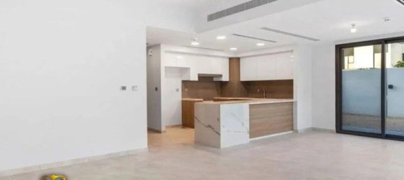 3 bedrooms Townhouse in Dubai Land, UAE No. 35266 2