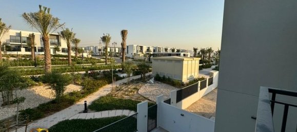 3 bedrooms Townhouse in Dubai Land, UAE No. 35266 4