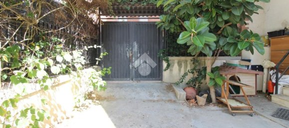 Apartamento de 4 divisões em Brindisi, Italy N.º 270323 3