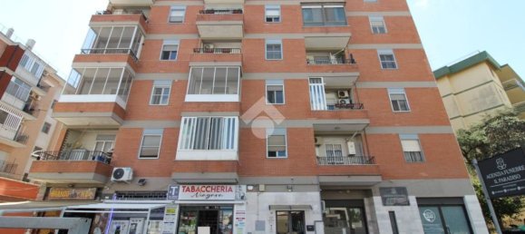 Apartamento de 4 divisões em Brindisi, Italy N.º 270323 18