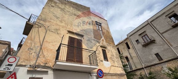 Casa T5 em Castellammare del Golfo, Italy N.º 329216 2