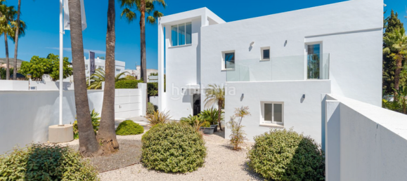 6 Schlafzimmer Villa in Marbella, Spain, Nr. 80868 25