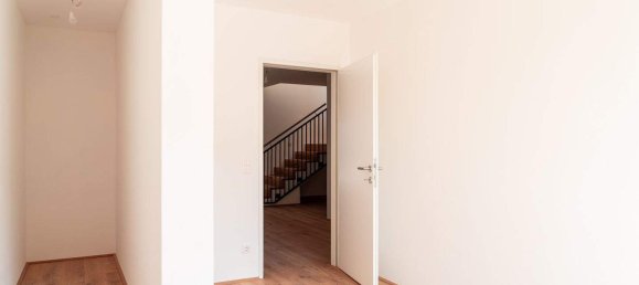 4غرفة شقة في Traun, Austria رقم 246912 6