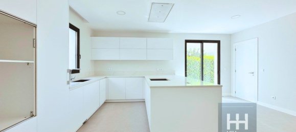 3 bedrooms House in Funchal, Portugal No. 145816 17